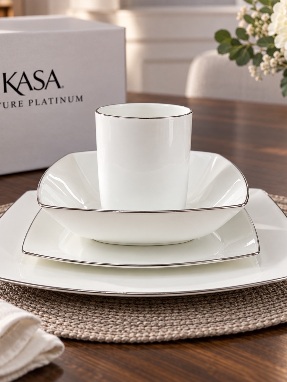 Mikasa Couture Platinum AN010 4-Piece Place Setting Bone China NEW w/ Stickers